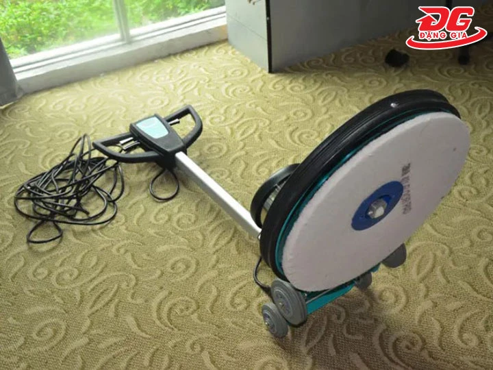 lắp bàn chà cho máy Kungfu Clean KF-1500