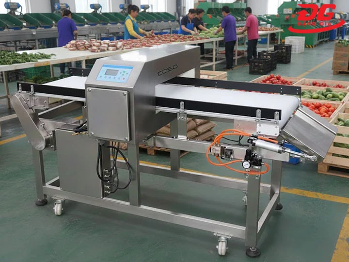 máy dò kim loại thực phẩm ứng dụng trong sản xuất