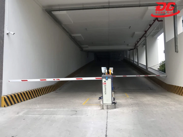 Barie chắn đường Mag