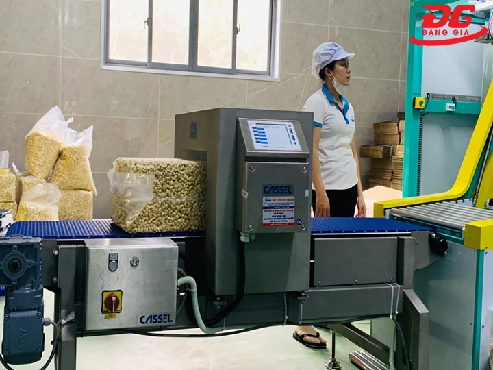 không phụ thuộc người vận hành