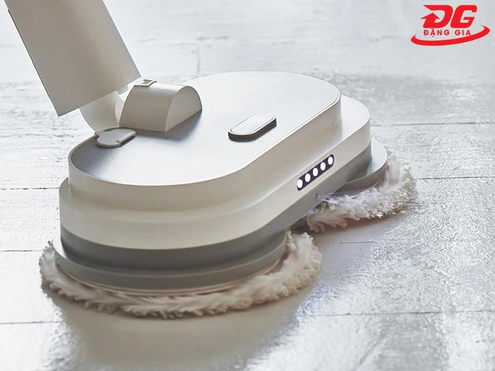 Lau sâu, lau đều - vết bẩn khó “thoát”