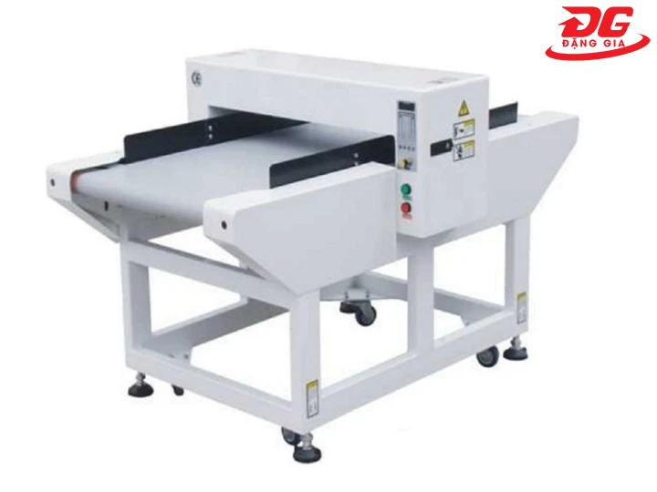 Máy dò kim loại băng chuyền Foxcom HP1680S