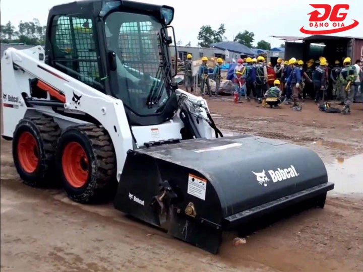 cách chọn Xe quét rác Bobcat phù hợp