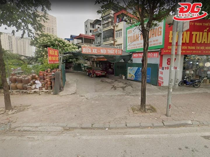 Rửa xe nội thất ô tô 85