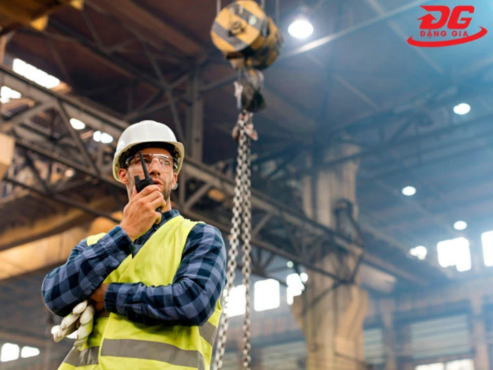 sử dụng bộ đàm cần tuân thuỷ nguyên tắc nào