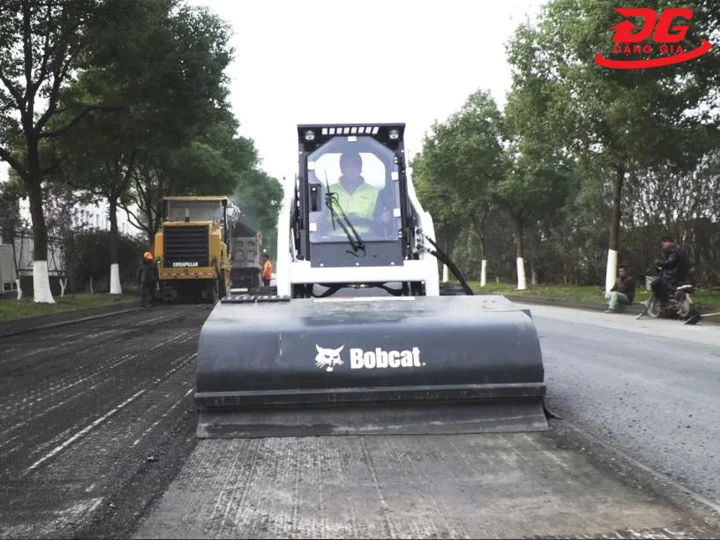 Xe quét rác Bobcat mua ở đâu chính hãng