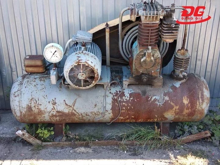 máy nén khí Nhật bãi HCM quá cũ