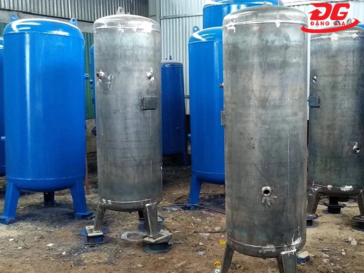 bình chứa khí nén bằng thép