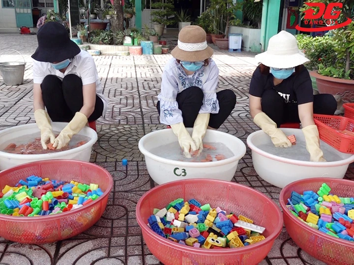 cách pha Cloramin B vệ sinh đồ chơi