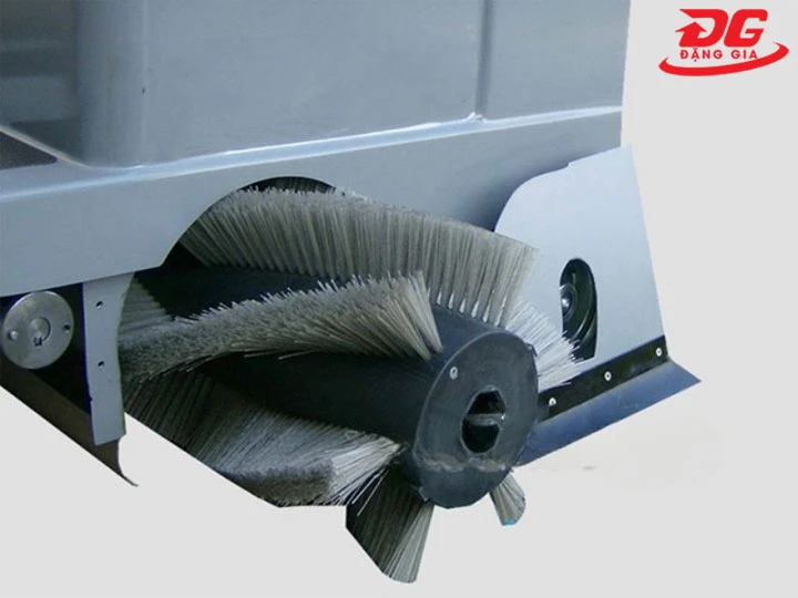 chổi chính Kumisai KMS-1800E mua ở đâu