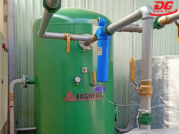 đường ống khi vào - ra bình chứa khí nén Fusheng 5000L