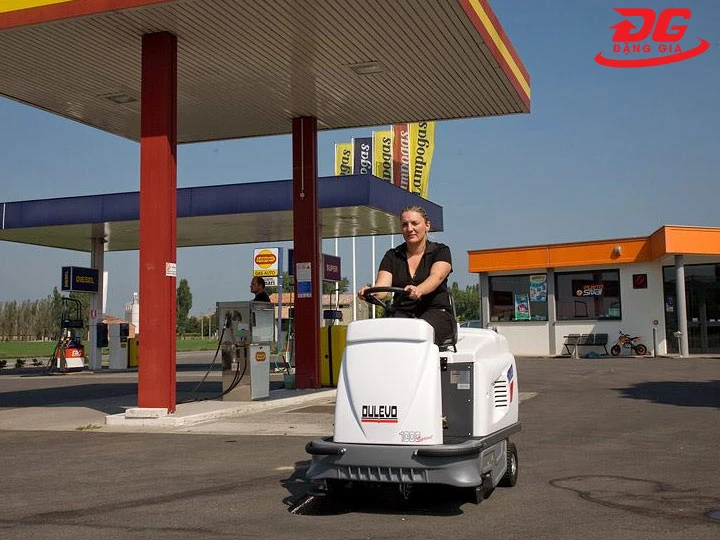 Xe quét đường Dulevo hiện đại