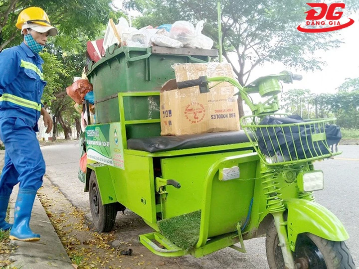 Kích thước vừa vặn di chuyển trong ngõ chật hẹp