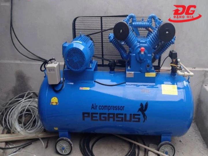 máy nén khí piston thiết kế nhỏ gọn