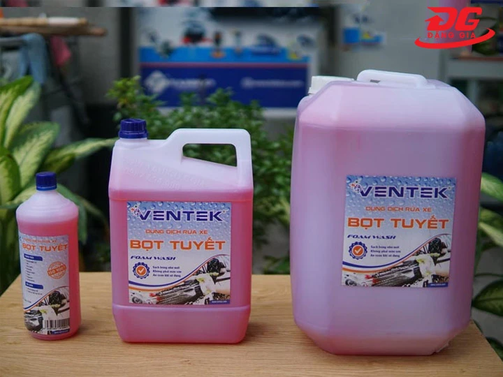 Nước rửa xe Ventek