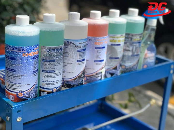 Nước rửa xe tạo bọt tuyết