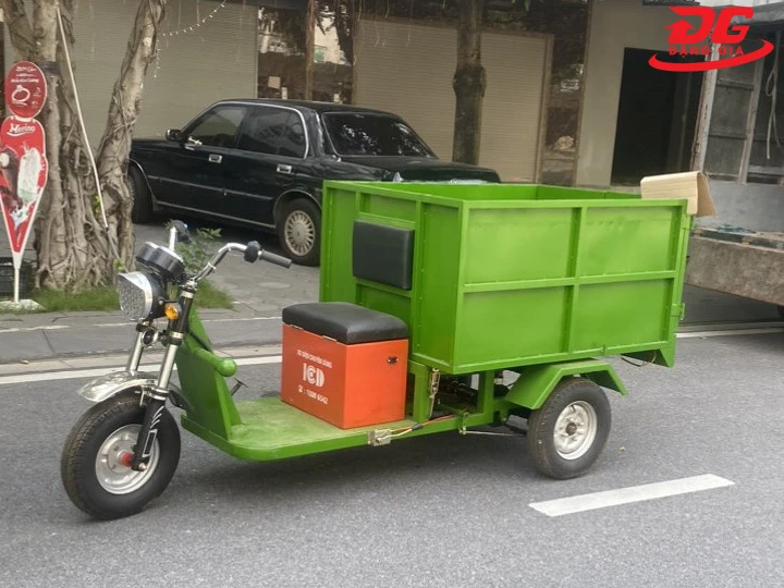 xe chở rác nhỏ là gì