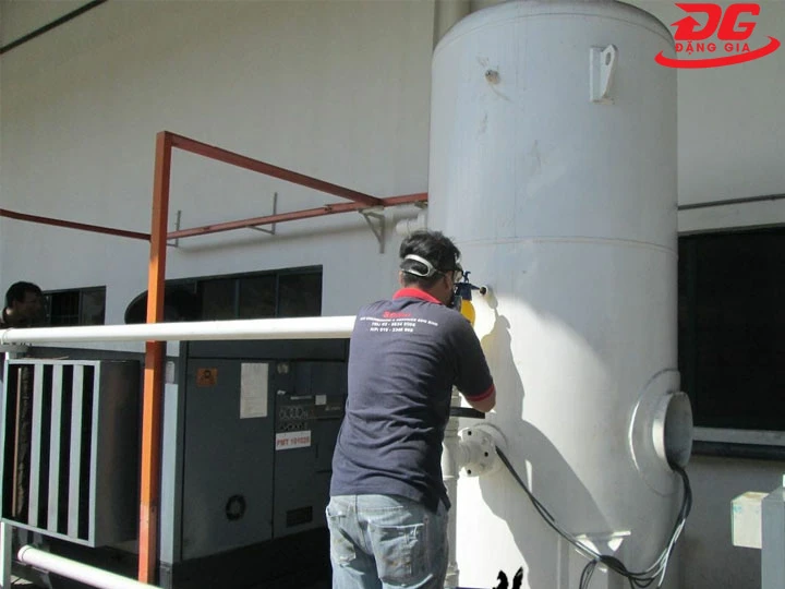 Thử áp kiểm định bình nén khí