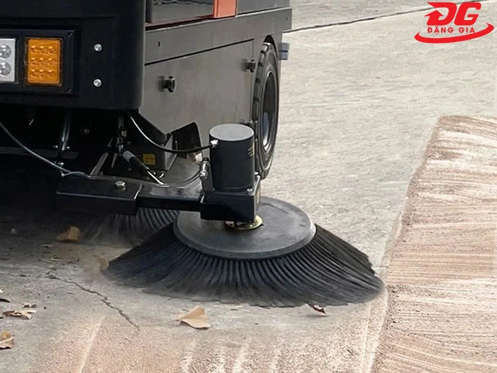 Chổi xe quét rác Kumisai