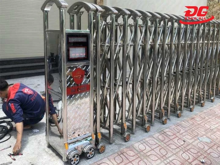 mua Motor cổng xếp