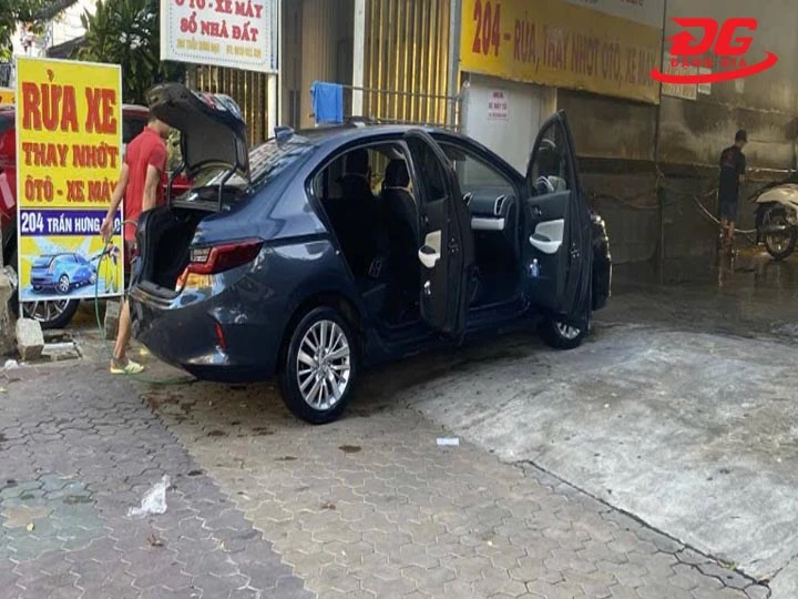 Dịch vụ rửa xe Anh Vũ