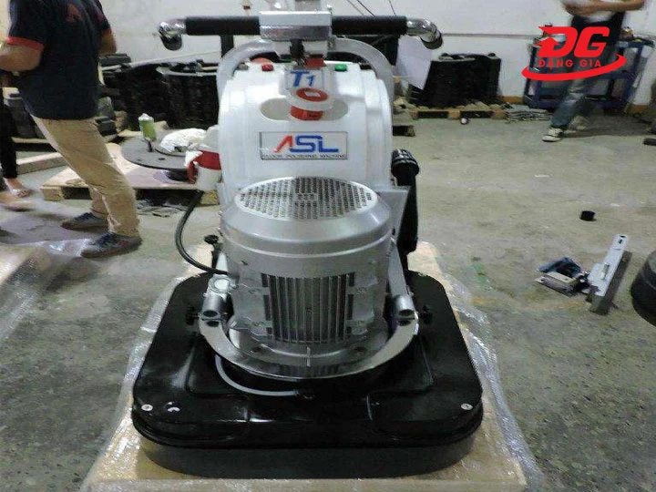 Lực quay đều, tốc độ 300 - 1800 vòng/phút