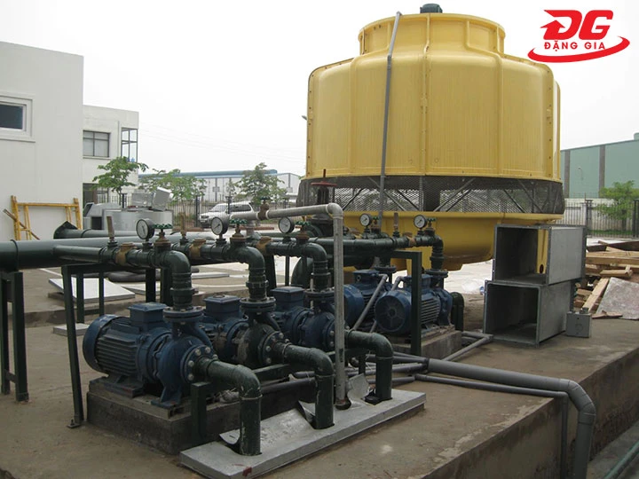 máy bơm nước tháp làm mát