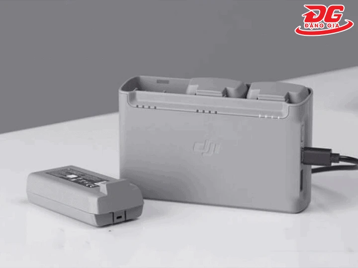 bảo quản pin flycam