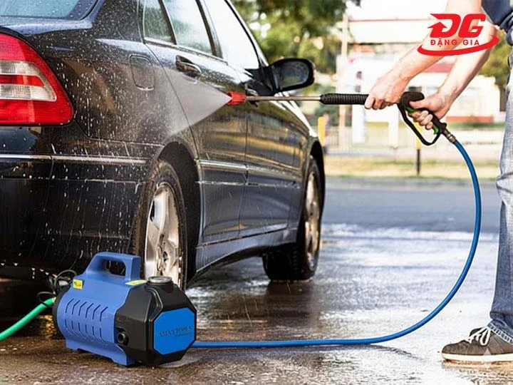 vận hành máy rửa xe Amax Gold