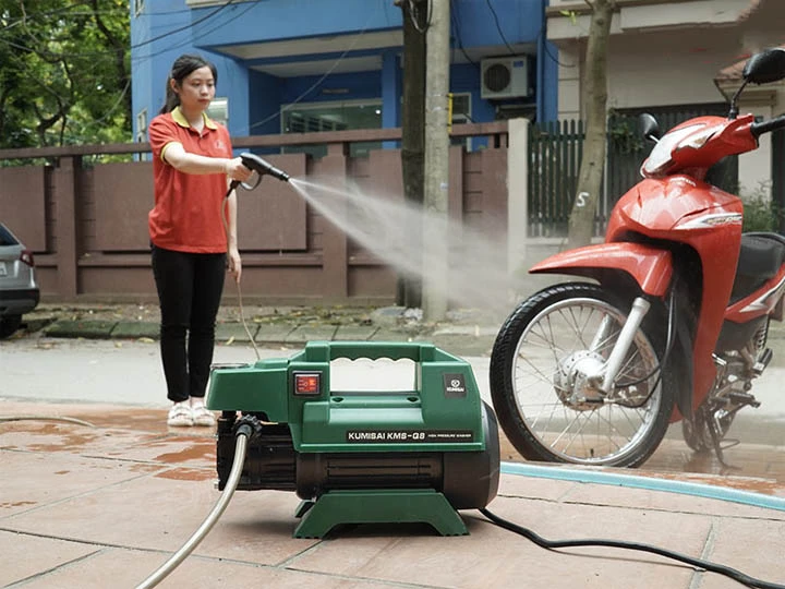 Cách lắp máy rửa xe cầm tay