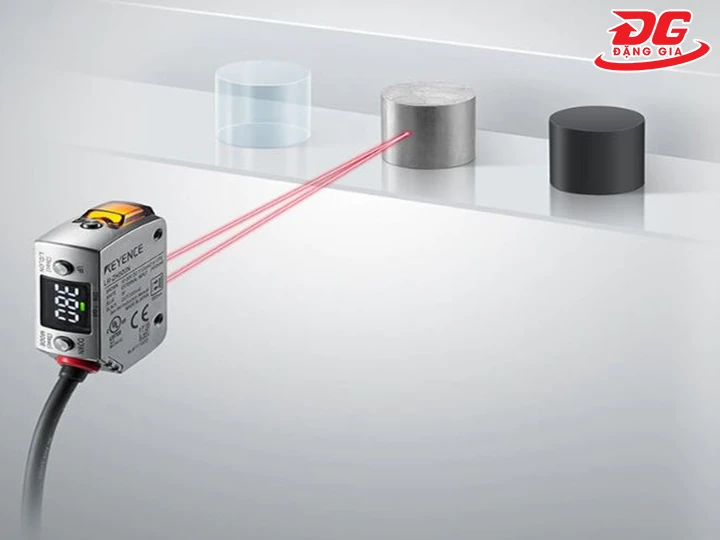 Cảm biến tiệm cận khoảng cách