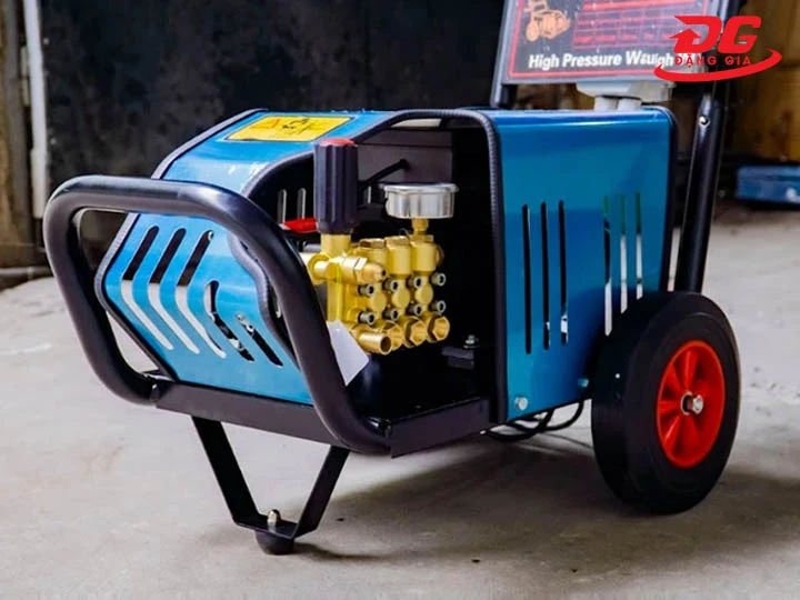 máy rửa xe Kumisai KMS-1802B chính hãng