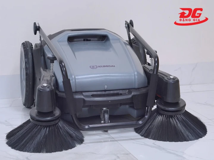 Kích hoạt và dẫn động đến chổi quét