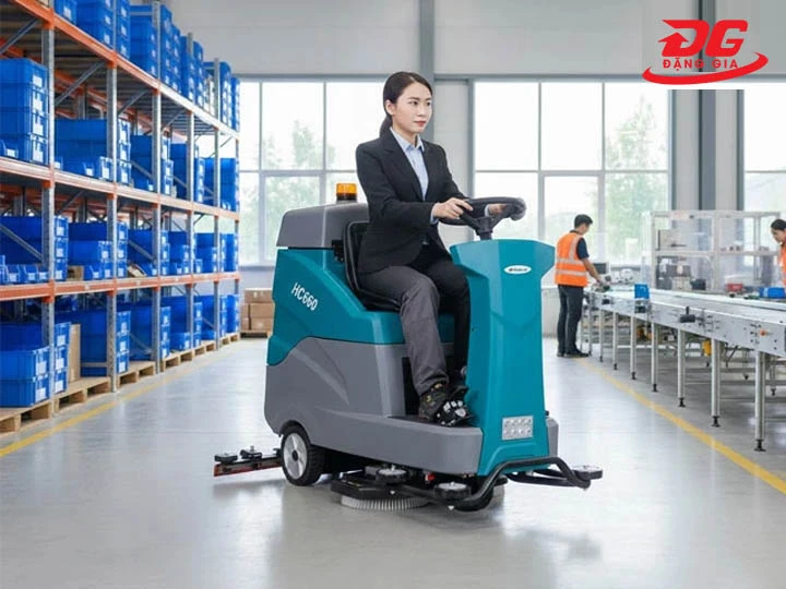 Máy chà sàn HC660 dễ sử dụng