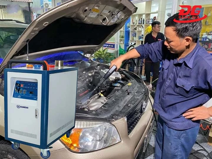 máy rửa xe hơi nước nóng Kumisai KMS29 làm sạch hiệu quả