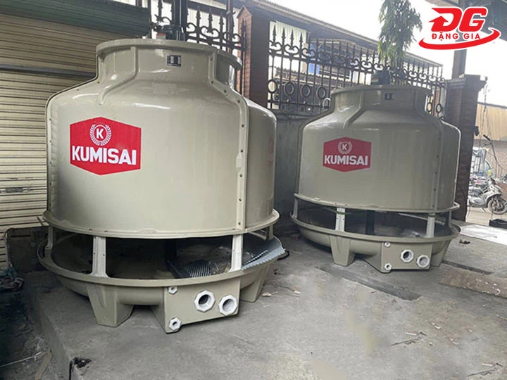 Tháp hạ nhiệt Kumisai