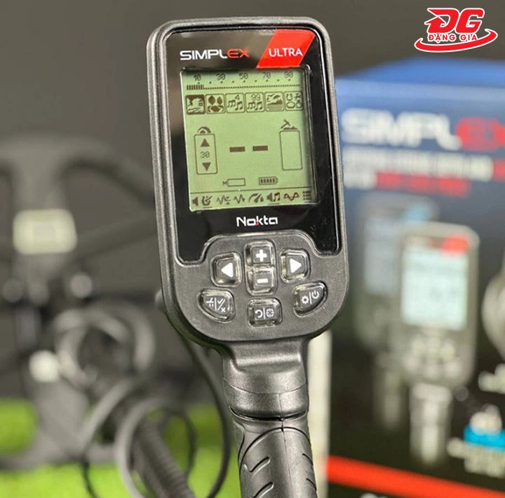 màn hình điều khiển của máy dò kim loại