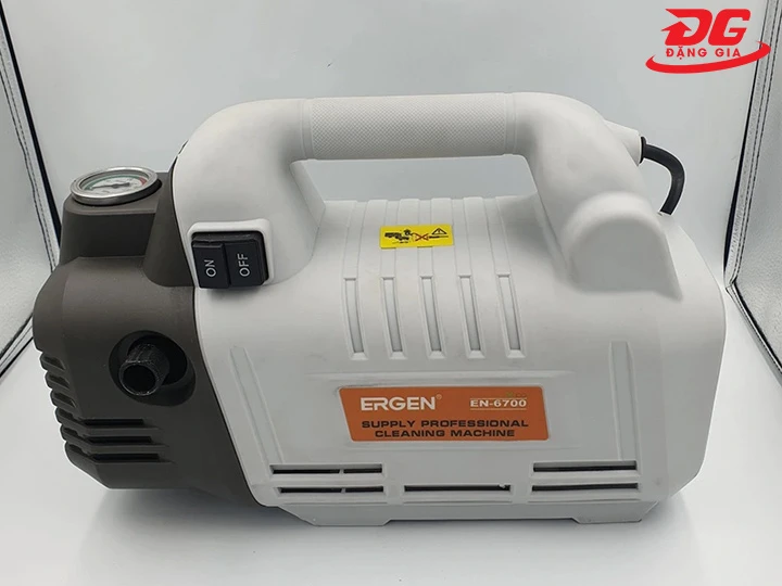 Máy rửa xe Ergen 6700