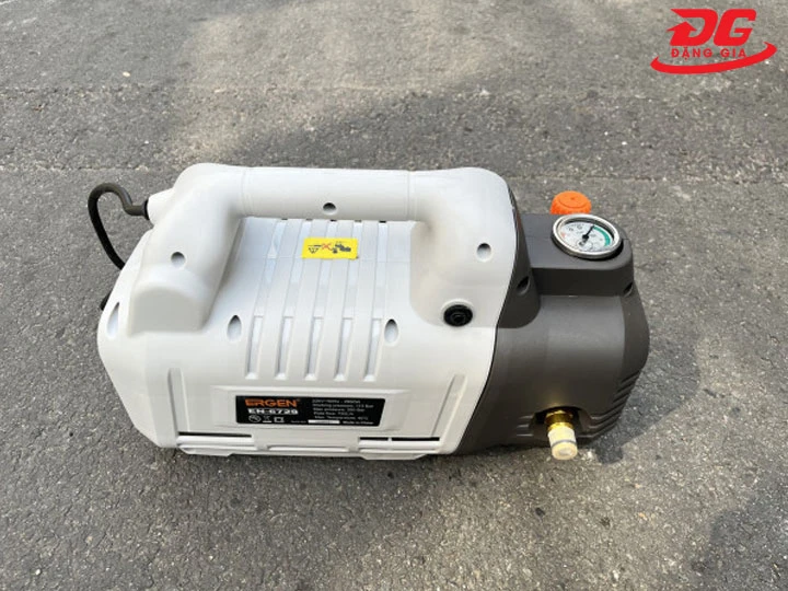 máy rửa xe Ergen nhỏ gọn
