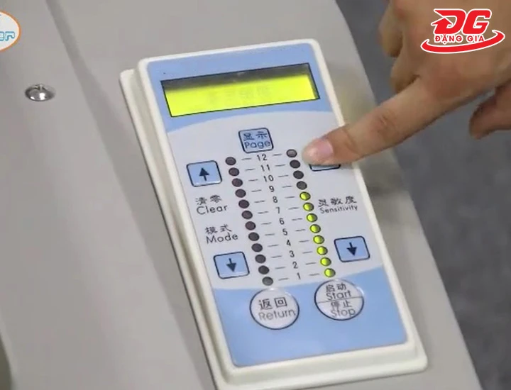 khởi động máy máy dò kim loại SJ20-650C2