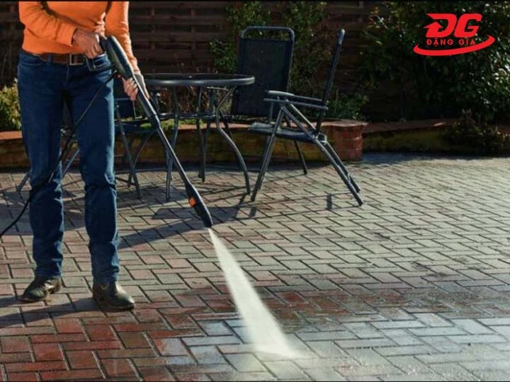 kiểm soát lực phun máy rửa xe Awashi