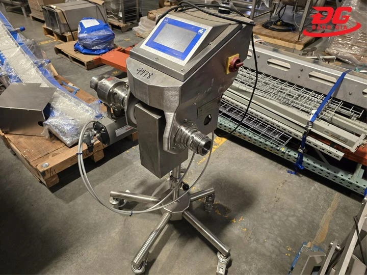 Máy dò kim loại Loma IQ4 Pipeline