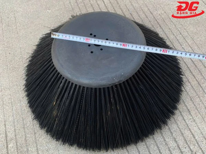đặng gia bán chổi phụ xe quét rác Kumisai KMS 1350E 