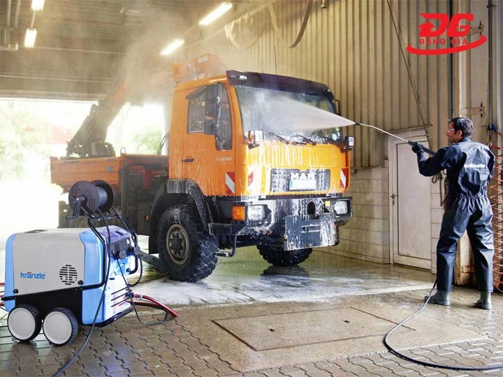 sử dụng máy rửa xe nhập khẩu Kranzle