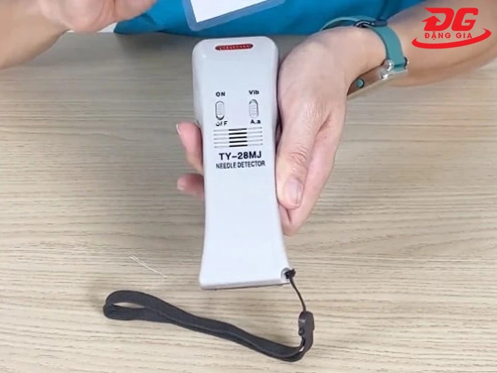 Máy dò kim loại trong may mặc TY-28MJ nhỏ gọn