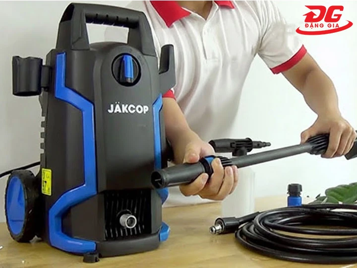 Lắp máy rửa xe Jakcop