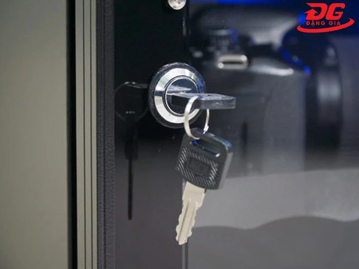 khóa cửa tủ chống ẩm FujiE DHC040