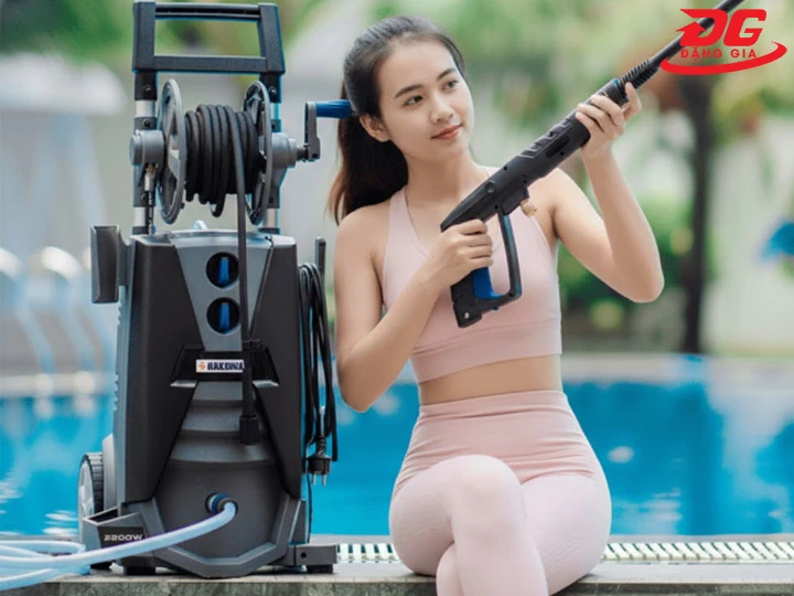 Máy rửa xe Hakawa HK-2200W