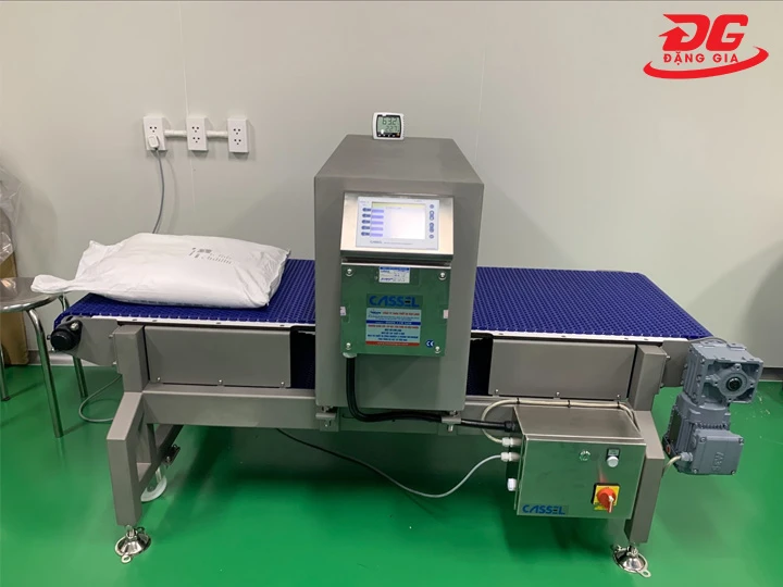 Máy dò kim loại Cassel