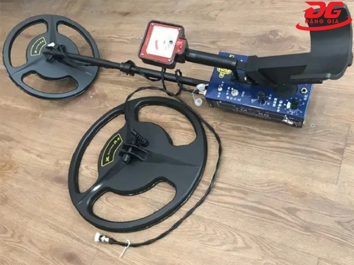 Máy phát hiện kim loại sâu 2m TM-88